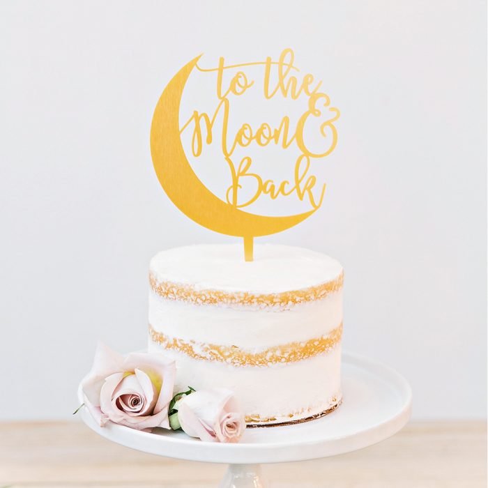 wedding-cakes-to-the-moon-and-back